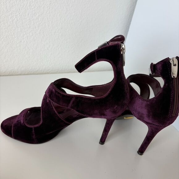 Lauren Ralph Lauren Tyra Peep Toe Purple Velvet Sandal Size 6.5B Burgundy Formal - Picture 8 of 8